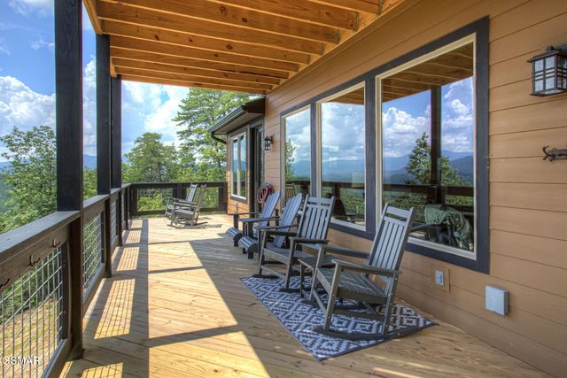 775 Cartertown rd Road, Gatlinburg, TN 37738