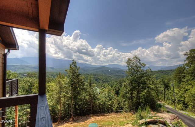 775 Cartertown rd Road, Gatlinburg, TN 37738