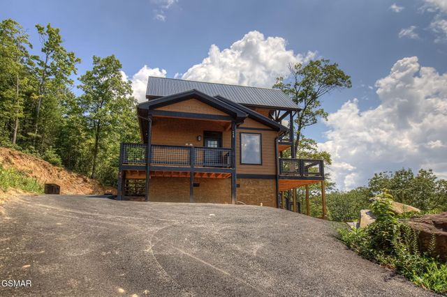 775 Cartertown rd Road, Gatlinburg, TN 37738