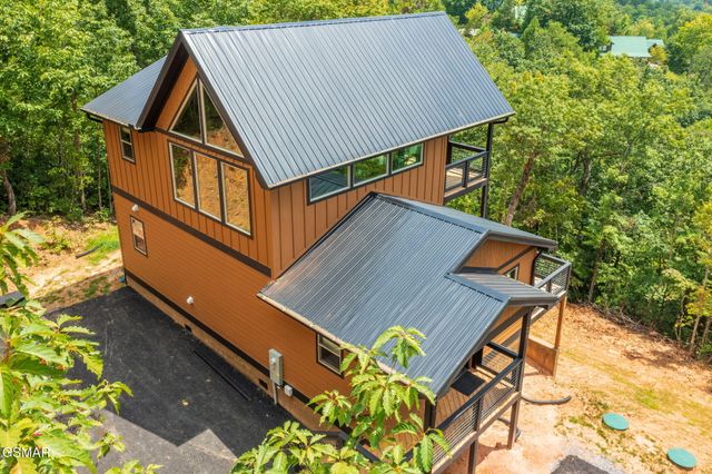 775 Cartertown rd Road, Gatlinburg, TN 37738