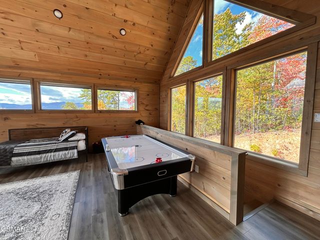 775 Cartertown rd Road, Gatlinburg, TN 37738