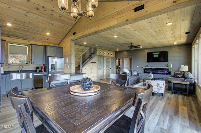 775 Cartertown rd Road, Gatlinburg, TN 37738