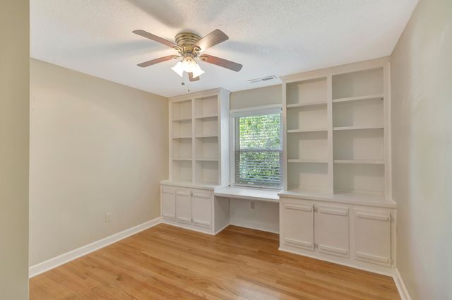 2327 W Palmer Drive, Charleston, SC 29414