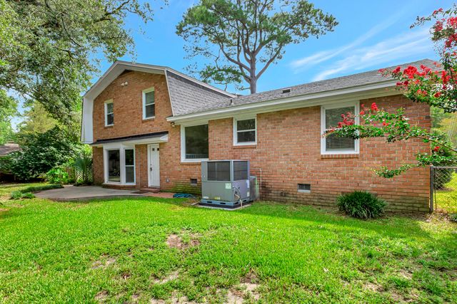 2327 W Palmer Drive, Charleston, SC 29414