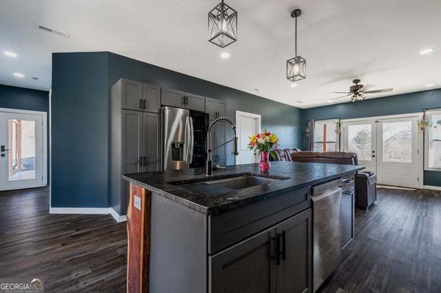 910 Tatum Road, Trion, GA 30753