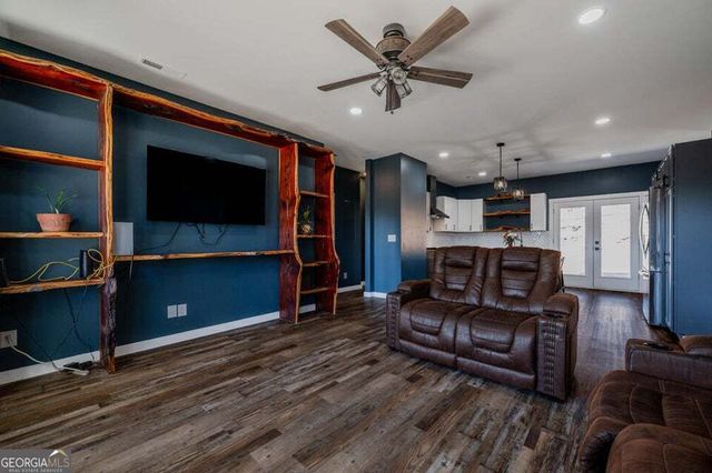 910 Tatum Road, Trion, GA 30753