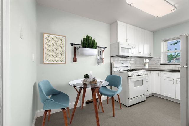 19 Alton Court 1, Brookline, MA 02446