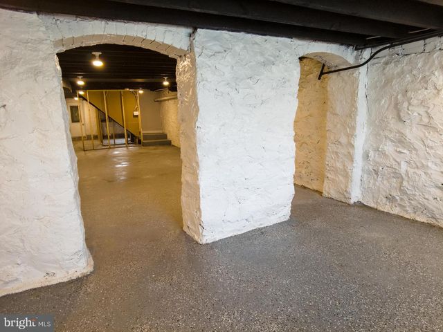 3115 BELAIR RD, Baltimore, MD 21213