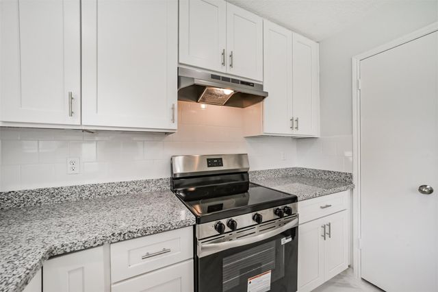 17502 Huntersglen Circle, Humble, TX 77396