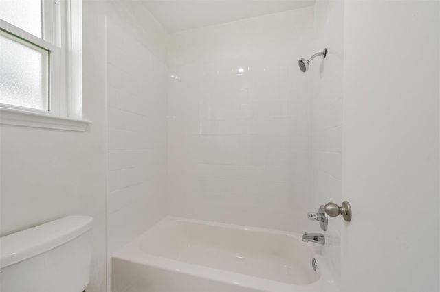 17502 Huntersglen Circle, Humble, TX 77396