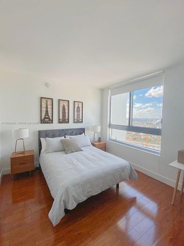 90 SW 3rd St 3806, Miami, FL 33130