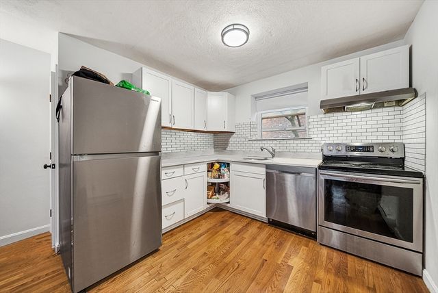 104 Trowbridge St 4, Cambridge, MA 02138