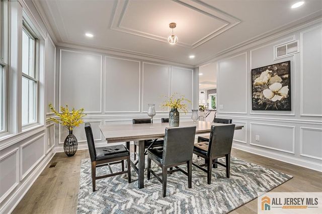 4 Hemlock Drive, Edison, NJ 08820