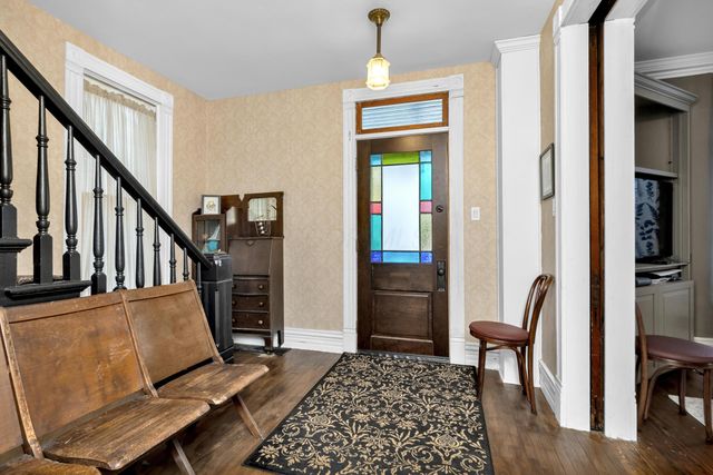 77 W Lincoln Avenue, Delaware, OH 43015
