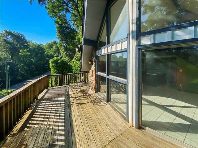 80 NC 3350, Marble Falls, AR 72648