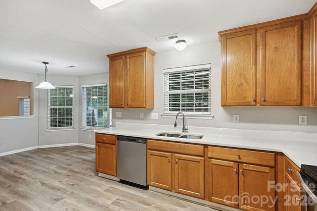 3912 Parkers Fry Street, Fort Mill, SC 29715