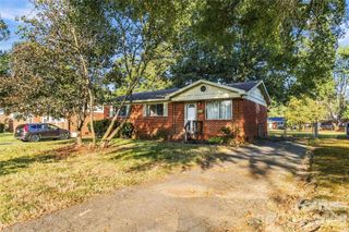 4629 Monmouth Drive, Charlotte, NC 28269