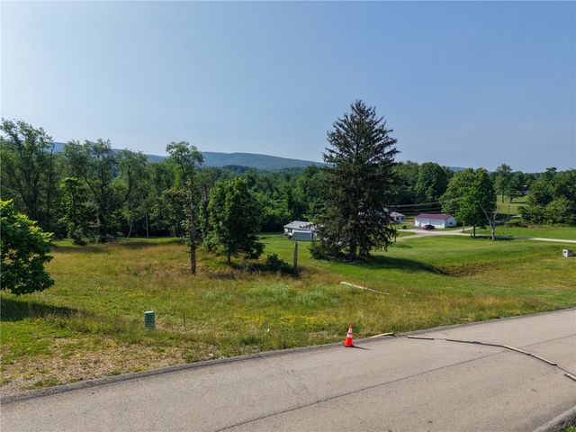 Lot 30 Wellington Dr, South Union Twp, PA 15401