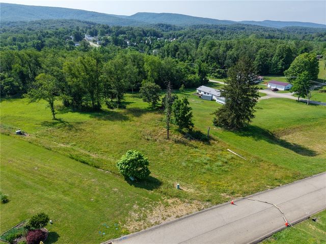 Lot 30 Wellington Dr, South Union Twp, PA 15401