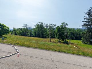 Lot 30 Wellington Dr, South Union Twp, PA 15401