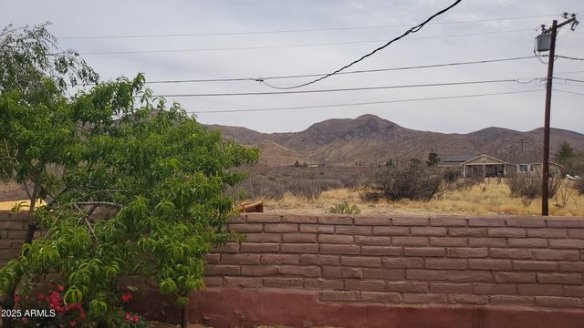 89 PIMA Drive, Bisbee, AZ 85603