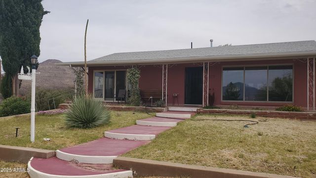 89 PIMA Drive, Bisbee, AZ 85603