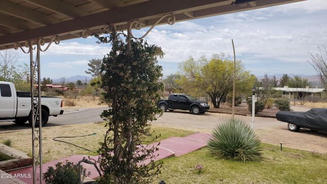 89 PIMA Drive, Bisbee, AZ 85603