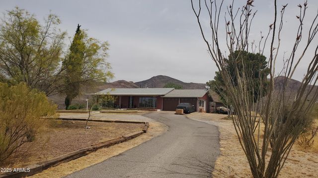 89 PIMA Drive, Bisbee, AZ 85603