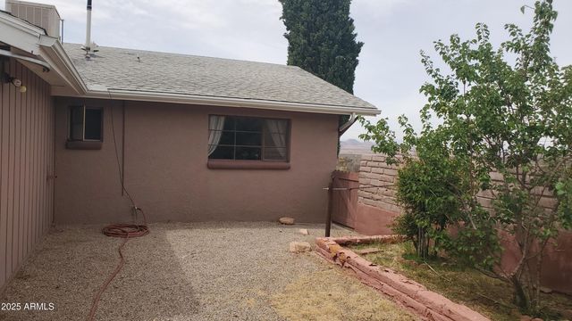 89 PIMA Drive, Bisbee, AZ 85603