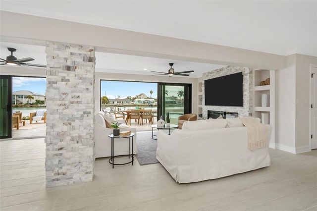 825 116TH AVENUE, Treasure Island, FL 33706