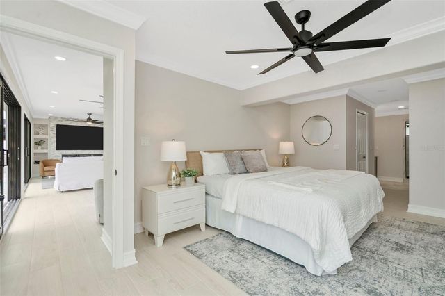 825 116TH AVENUE, Treasure Island, FL 33706