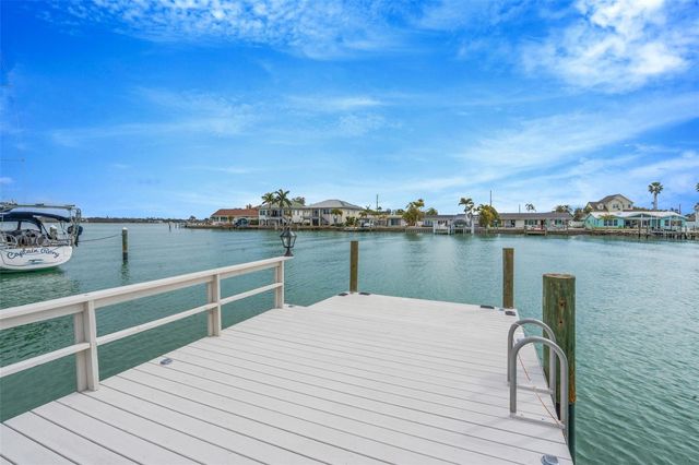 825 116TH AVENUE, Treasure Island, FL 33706