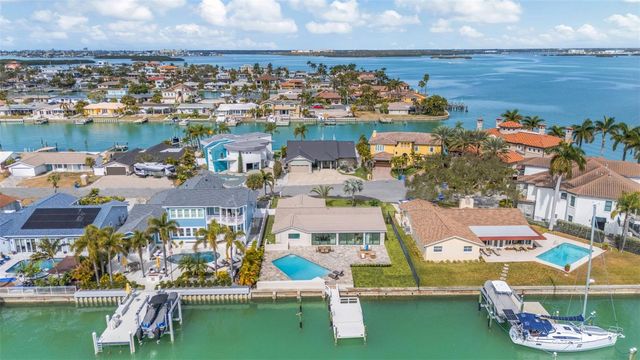 825 116TH AVENUE, Treasure Island, FL 33706