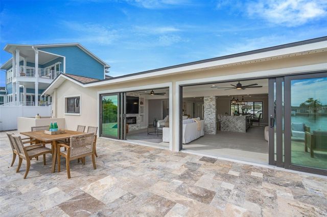 825 116TH AVENUE, Treasure Island, FL 33706