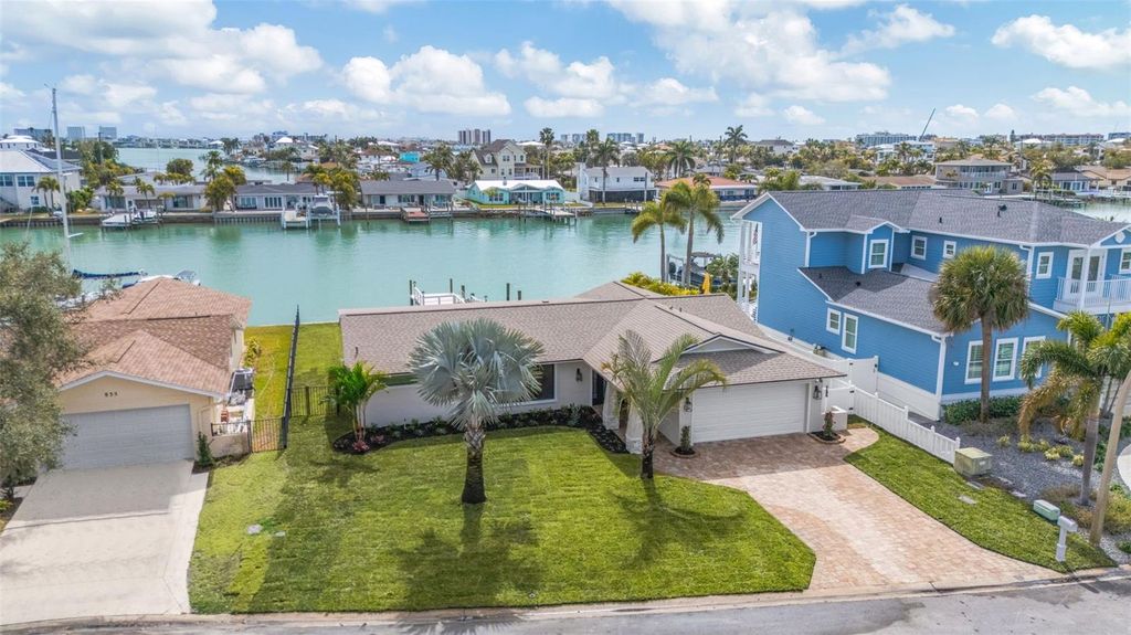 825 116TH AVENUE, Treasure Island, FL 33706
