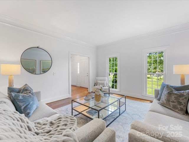 11215 Idlewild Road, Matthews, NC 28105