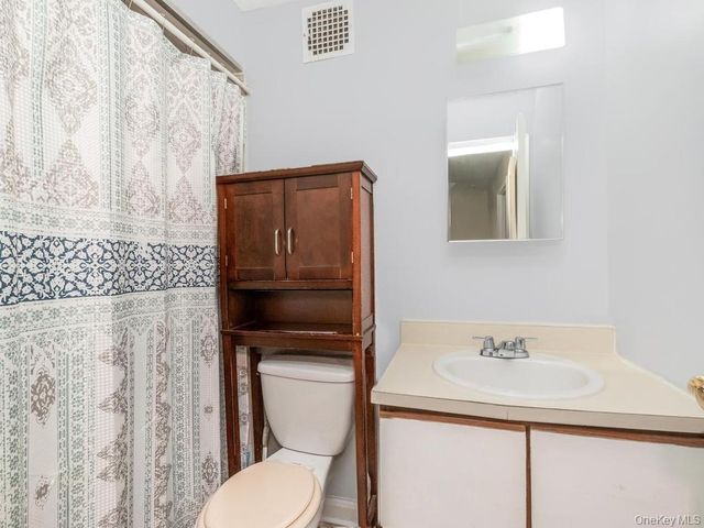 3683 Boller Avenue, Bronx, NY 10466