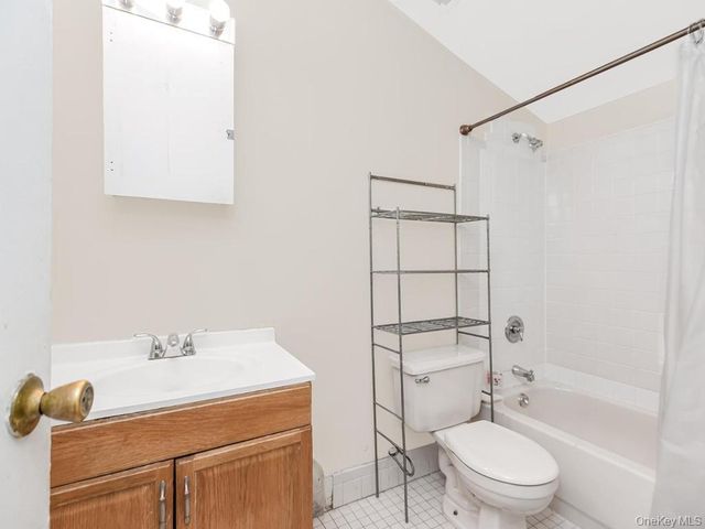 3683 Boller Avenue, Bronx, NY 10466