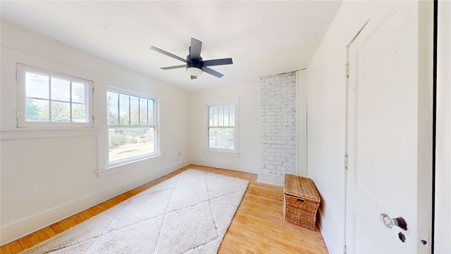 4504 Kingman Boulevard, Des Moines, IA 50311