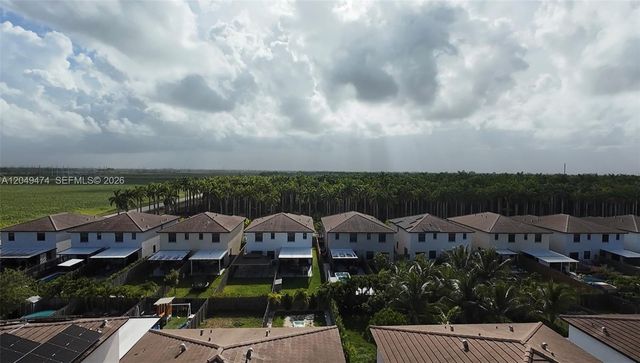 25540 SW 108th Ct, Homestead, FL 33032