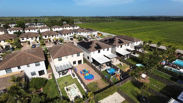 25540 SW 108th Ct, Homestead, FL 33032