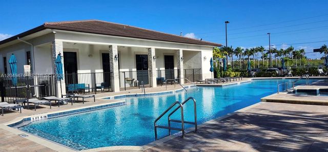 25540 SW 108th Ct, Homestead, FL 33032