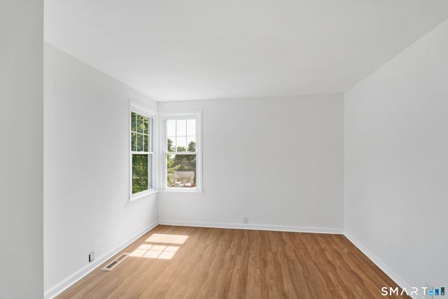 20 Fulton Drive, New Fairfield, CT 06812