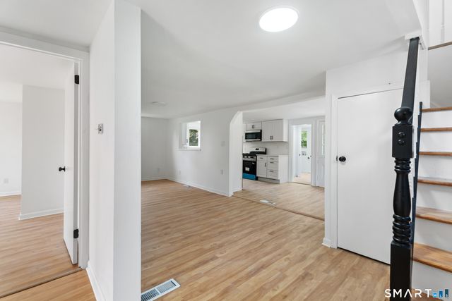 20 Fulton Drive, New Fairfield, CT 06812