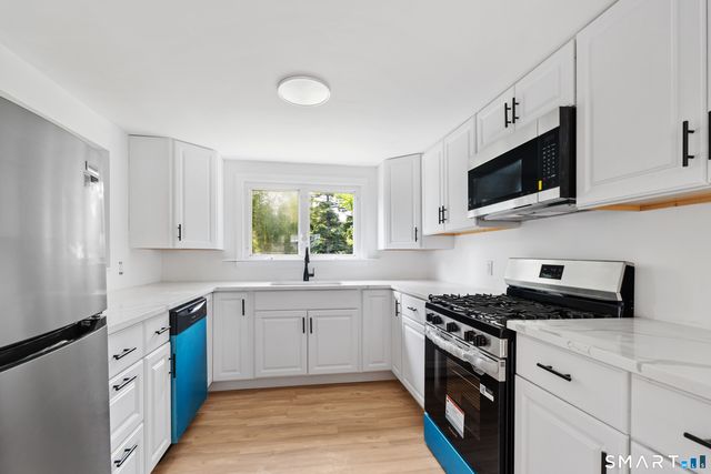 20 Fulton Drive, New Fairfield, CT 06812