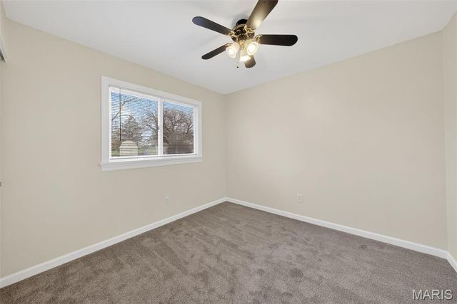 19 Estes Parkway, St Louis, MO 63125