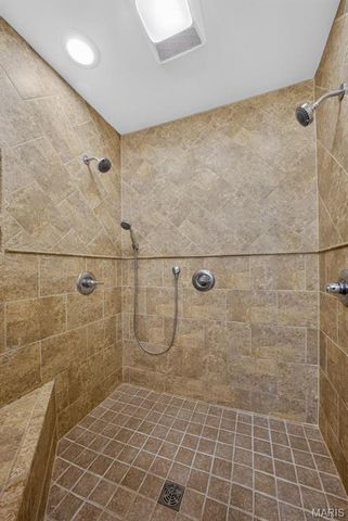 19 Estes Parkway, St Louis, MO 63125