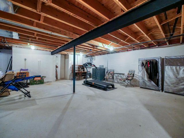 16767 W Cobblestone West Boulevard, Macomb Twp, MI 48042