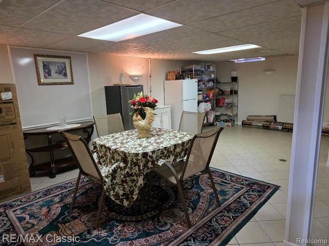 26574 Collingwood Street, Roseville, MI 48066