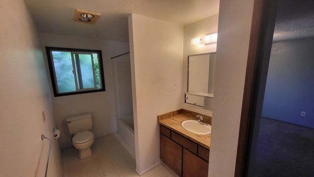 2926 SW 23rd Street, Redmond, OR 97756